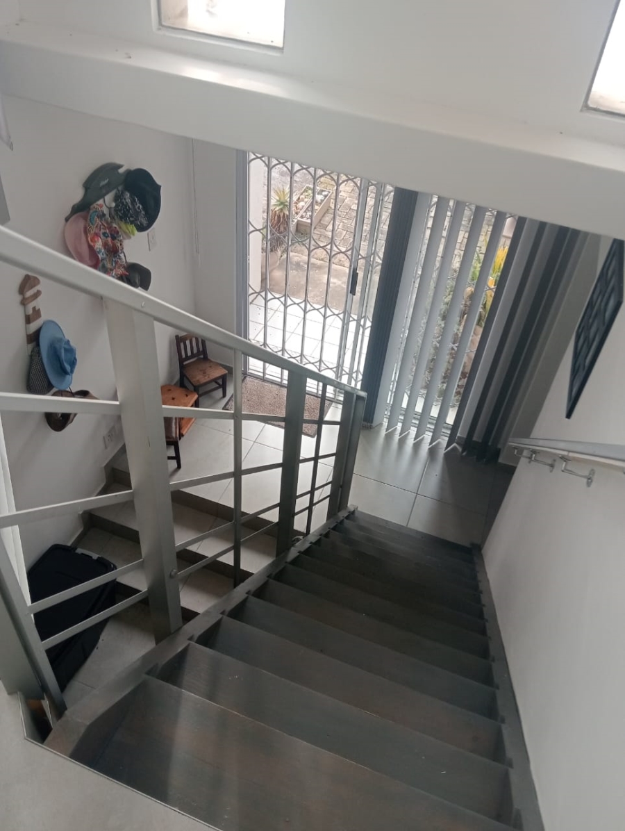 3 Bedroom Property for Sale in Wavecrest Eastern Cape